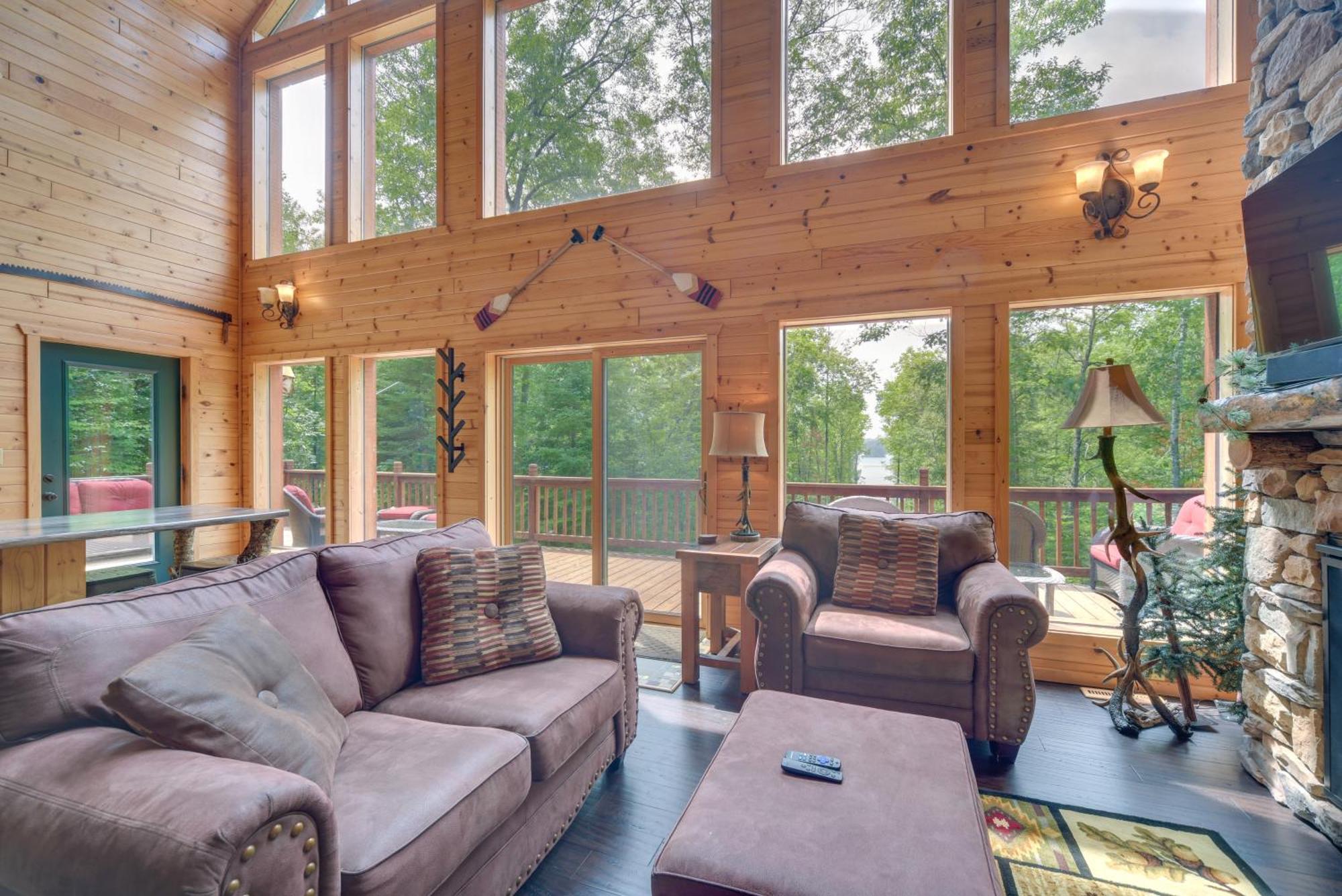 Scenic Hayward Lake View Retreat With Fire Pit Exterior foto