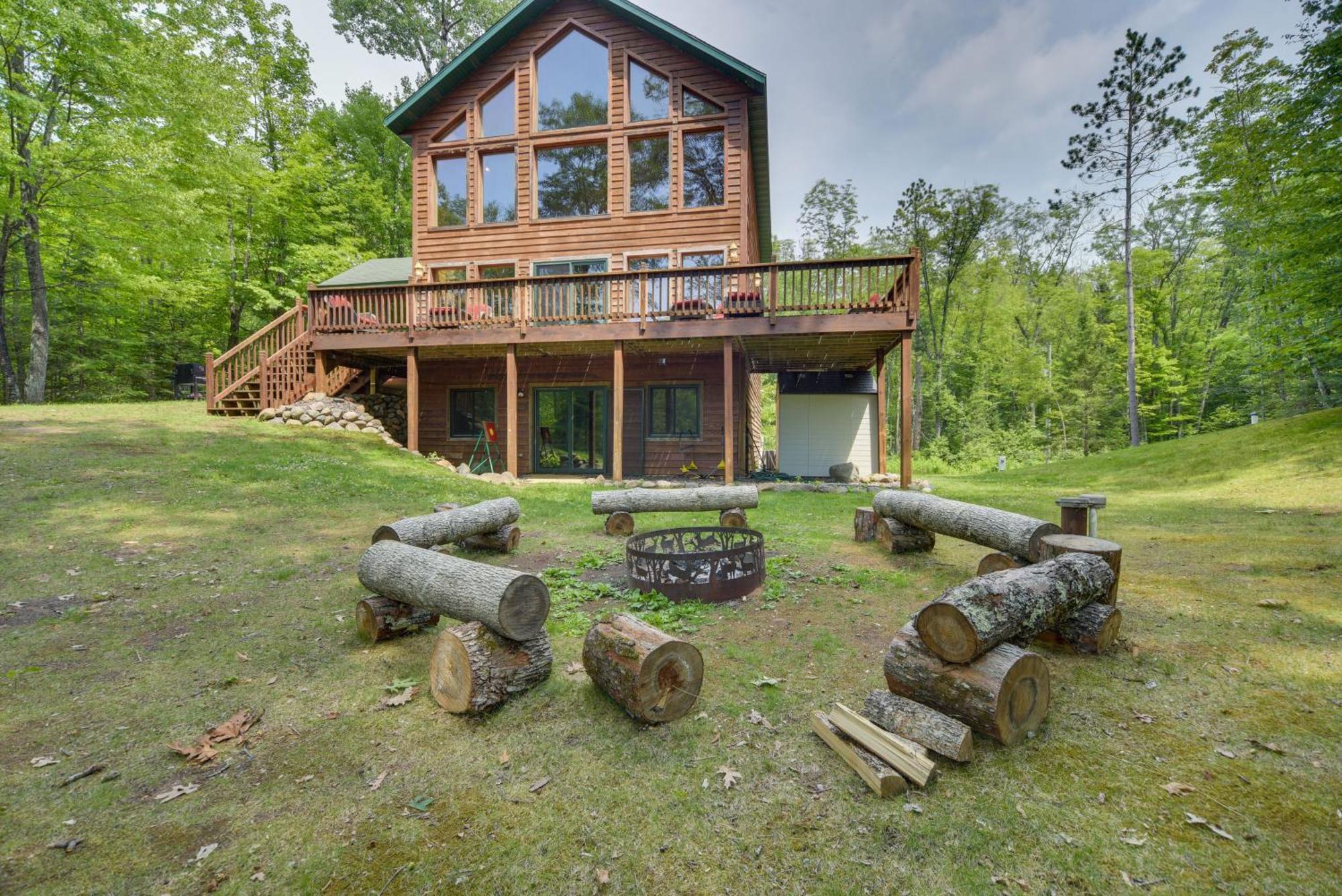 Scenic Hayward Lake View Retreat With Fire Pit Exterior foto